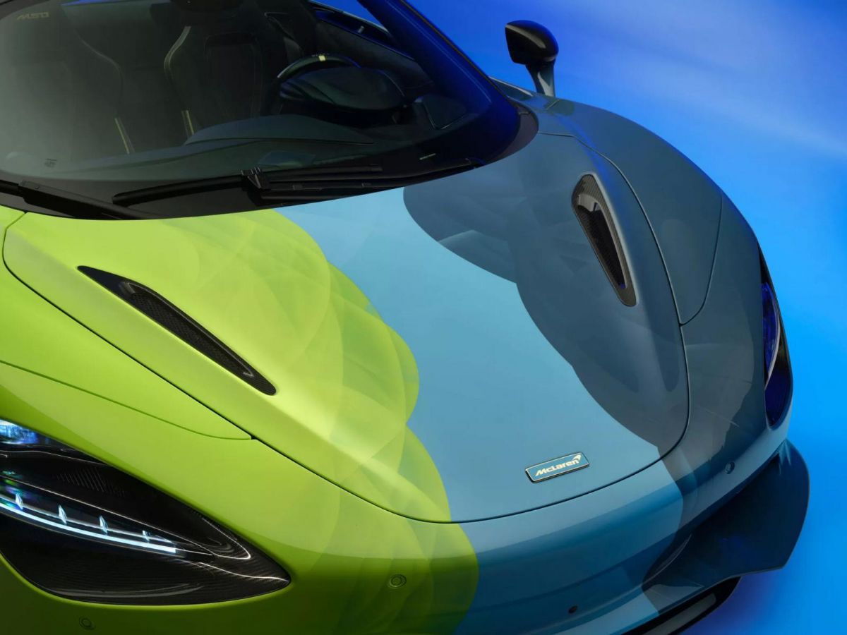 McLaren βάφεται από ζωγράφο αφηρημένης τέχνης & μπαίνει στην παραγωγή!